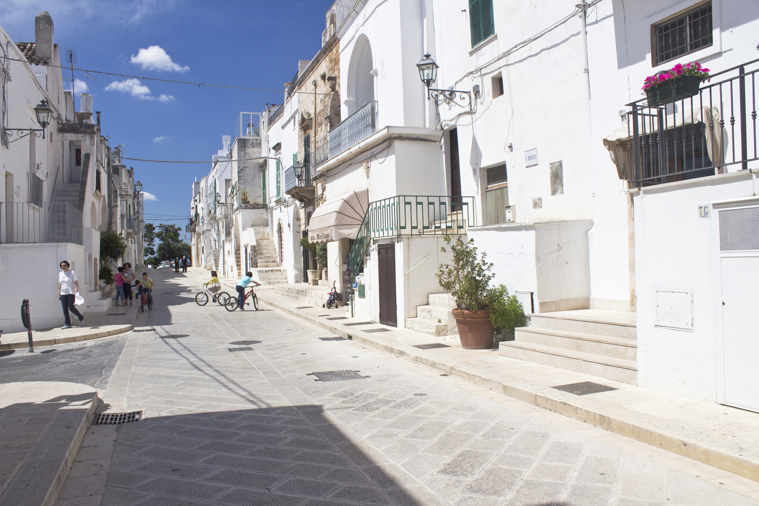 Cisternino - Puglia Italie - www.paperboat.fr