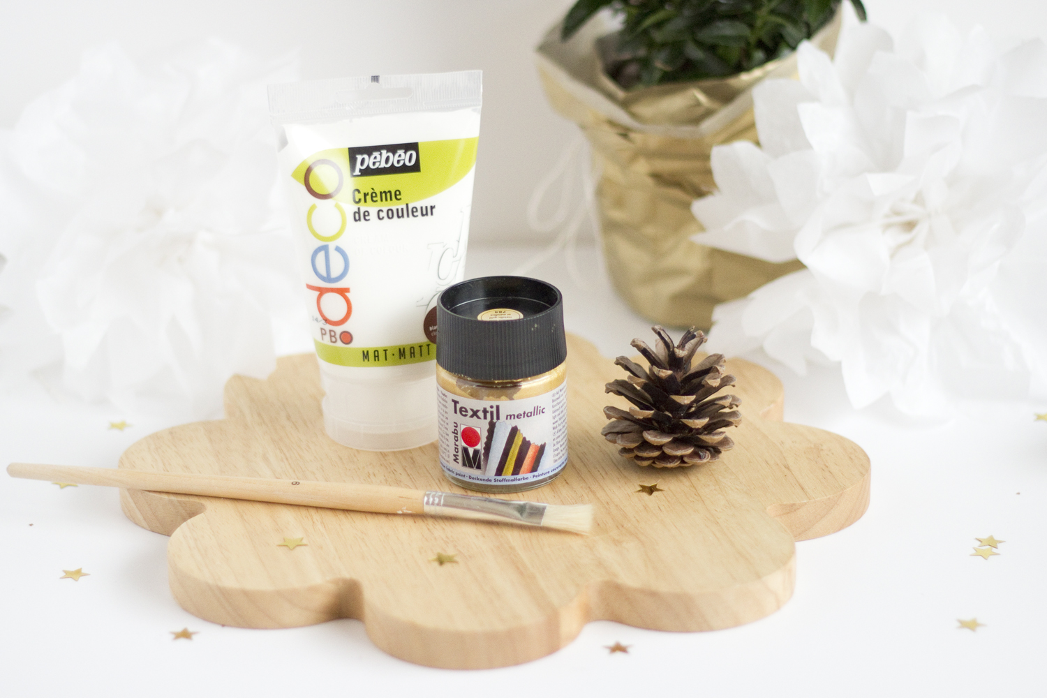 DIY pommes de pin - décorations de Noël - www.paperboat.fr