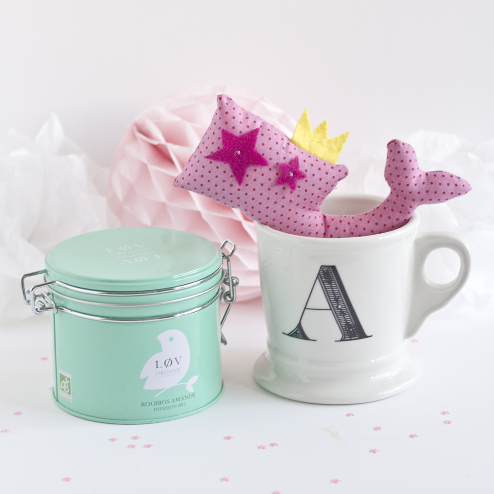 Baleine d'avril - paperboat.fr