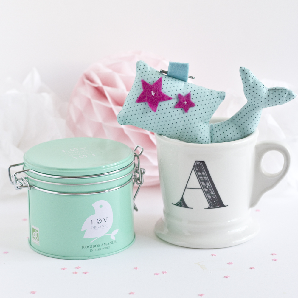 Baleine d'avril - paperboat.fr