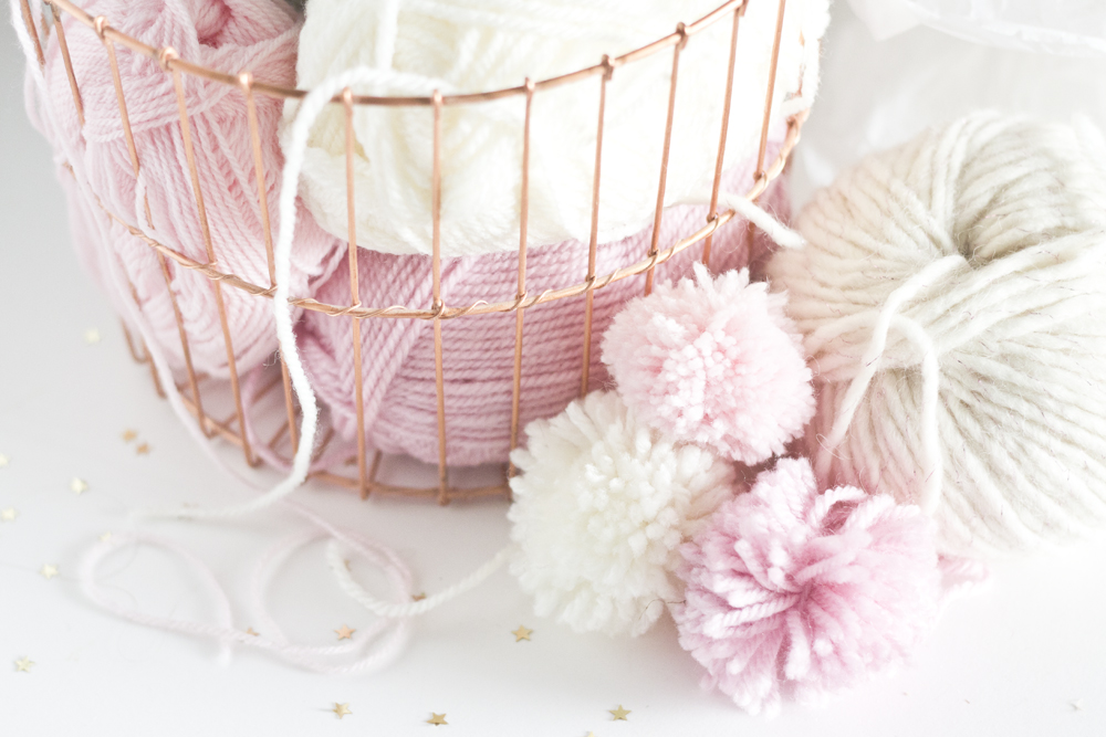 DIY pompons de Noël - www.paperboat.fr