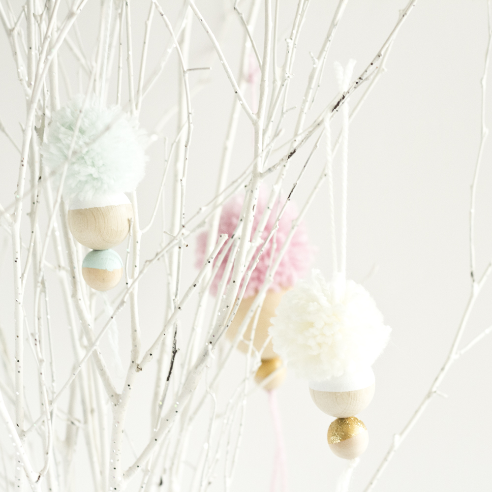 DIY pompons de Noël - www.paperboat.fr