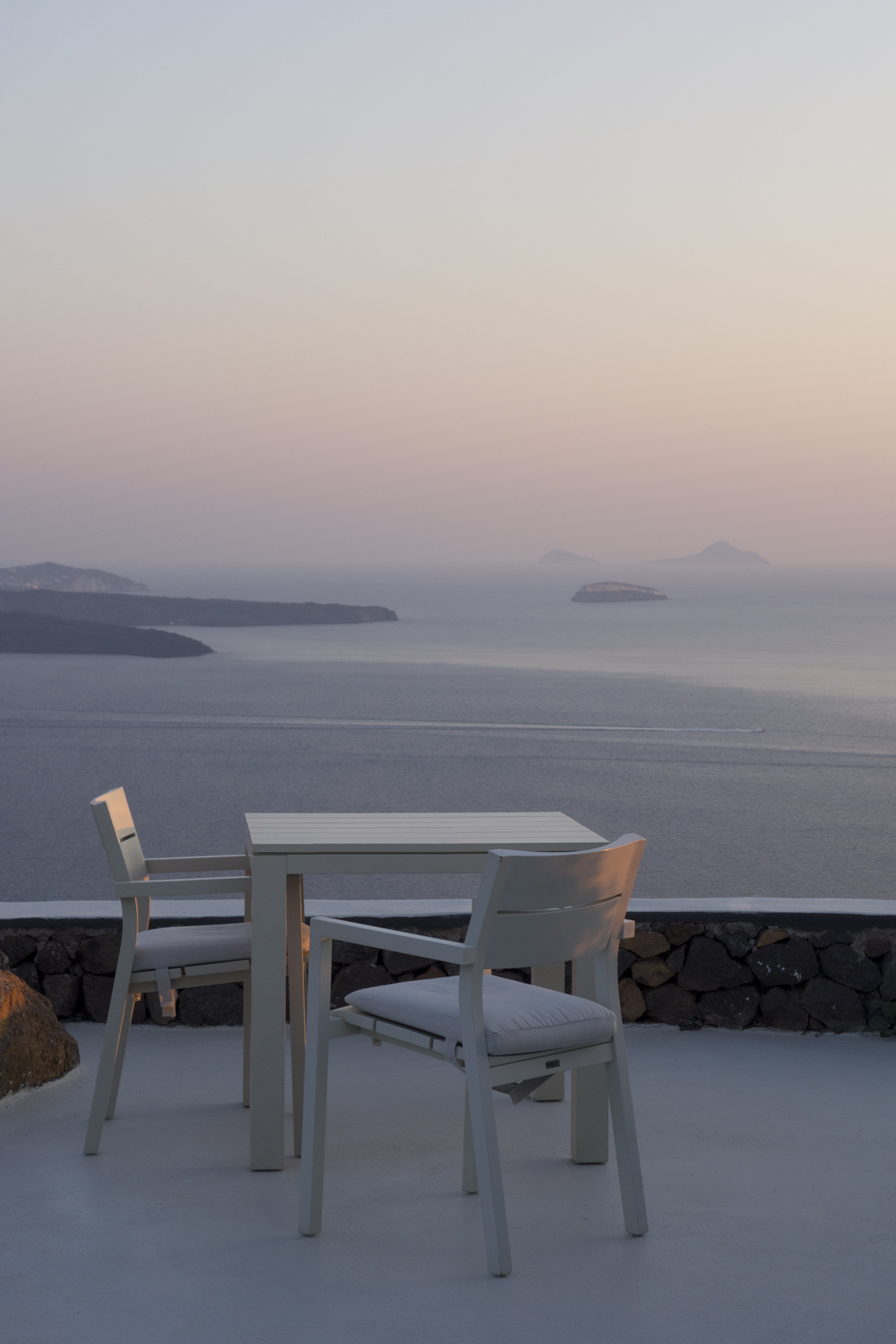 Hotel - Santorin - Paperboat.fr