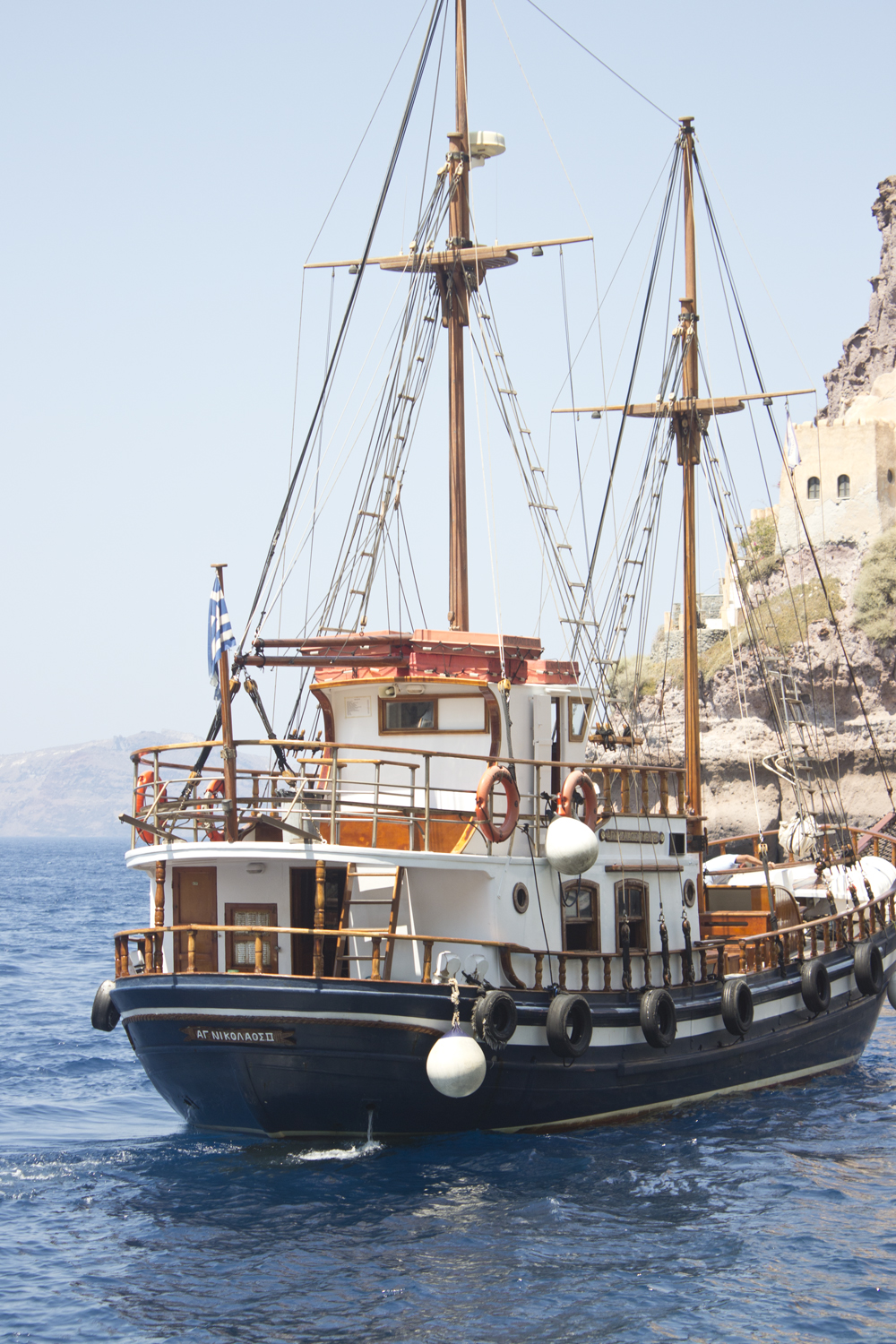 Fira - santorin - www.paperboat.fr