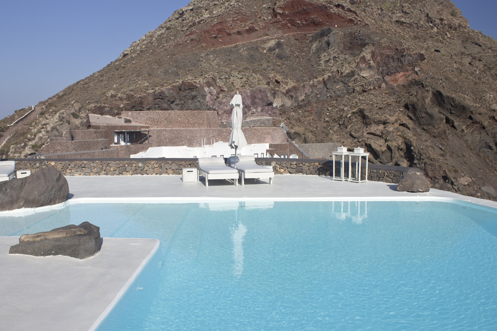 hotel - santorin - www.paperboat.fr