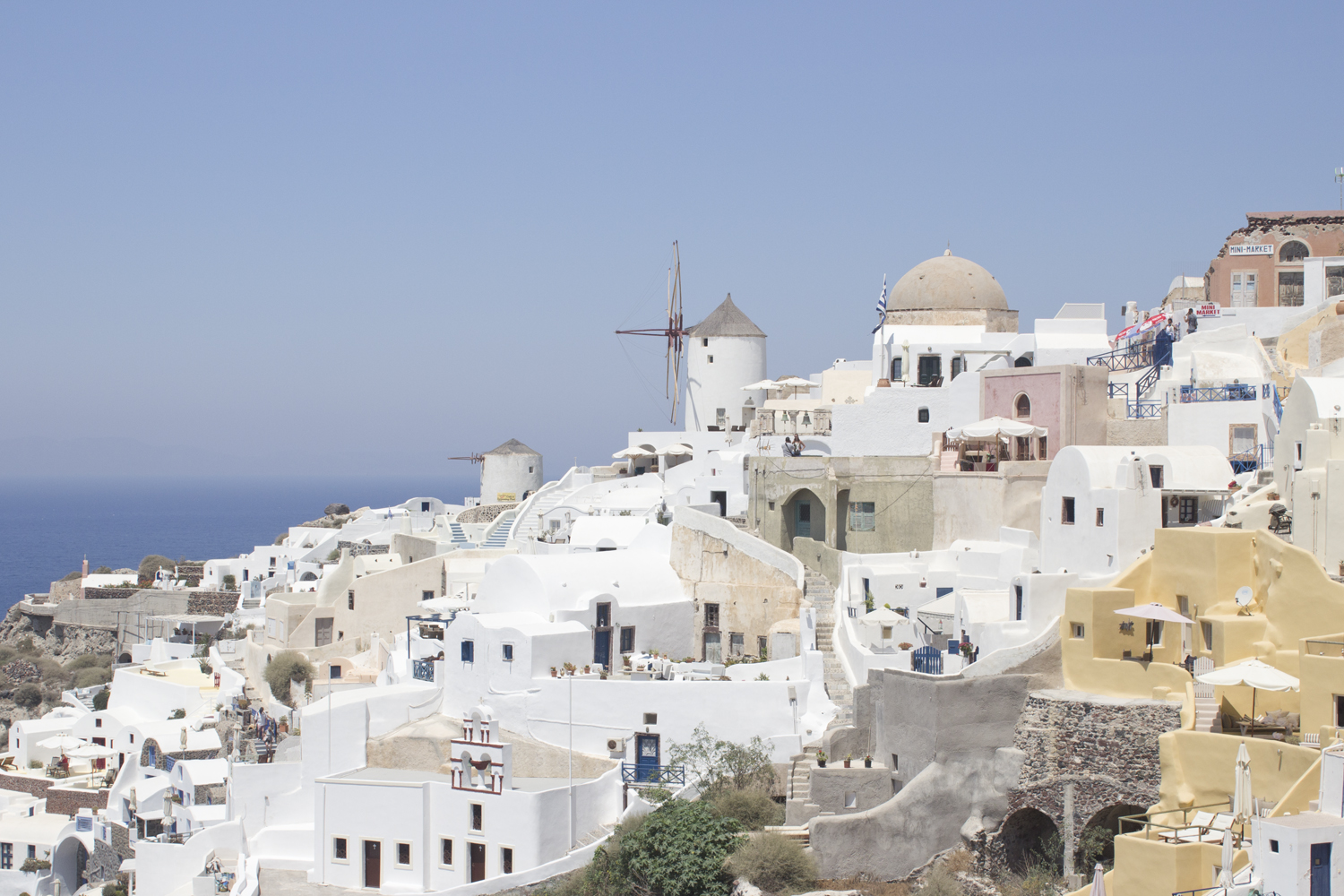 Oia - Santorin -a Paperboat.fr