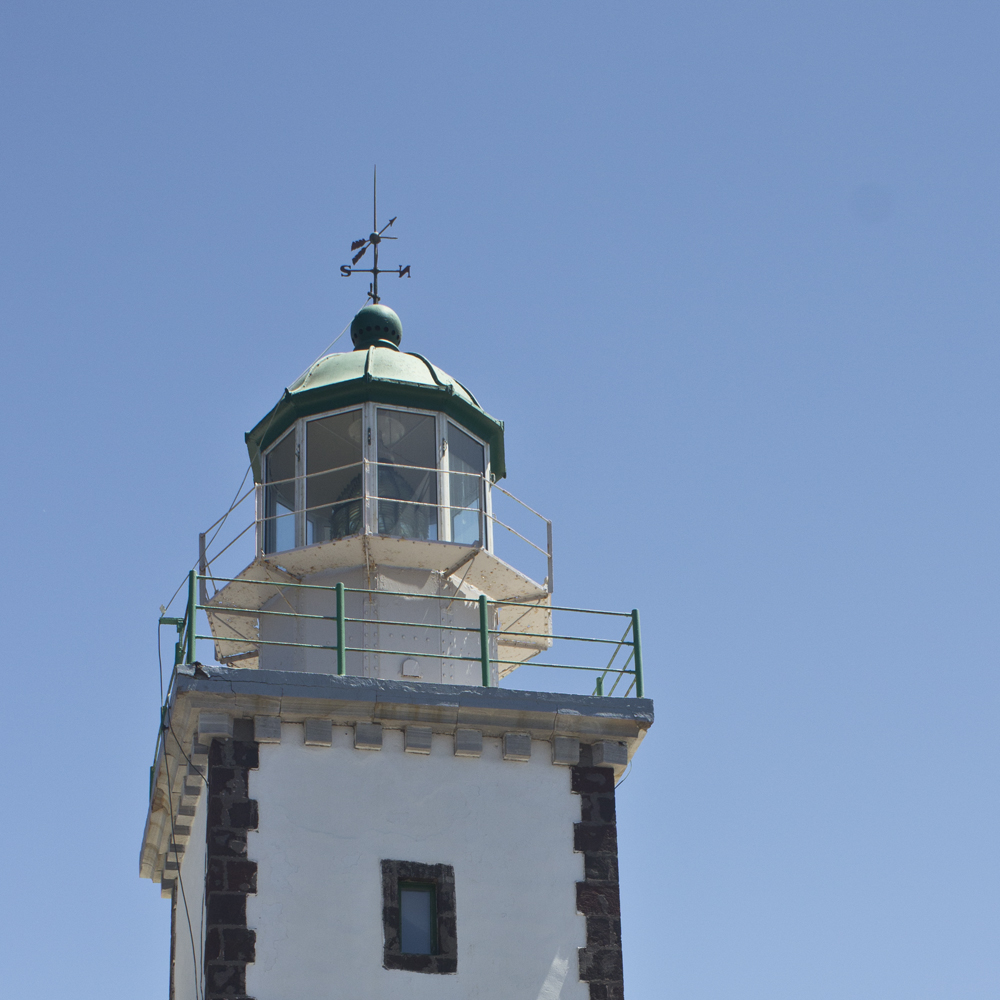Faros - Santorin - Paperboat.fr