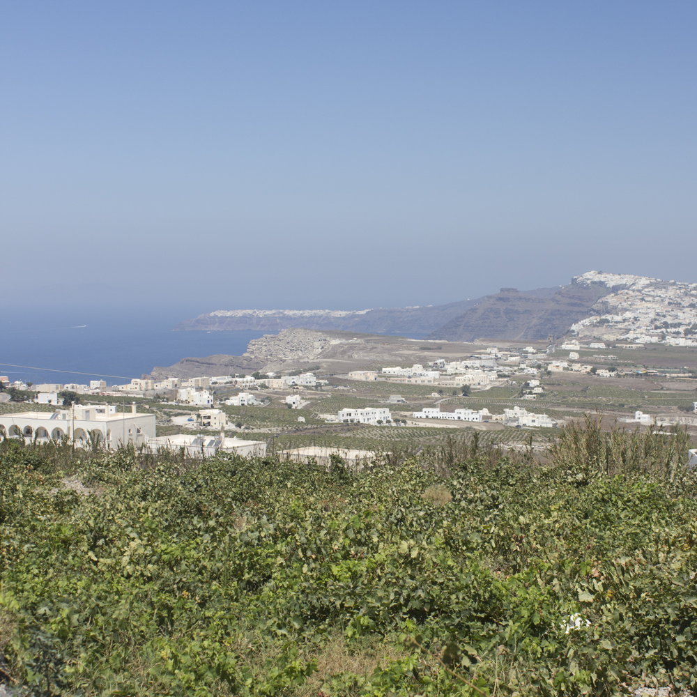 Pyrgos- Santorin - Paperboat.fr