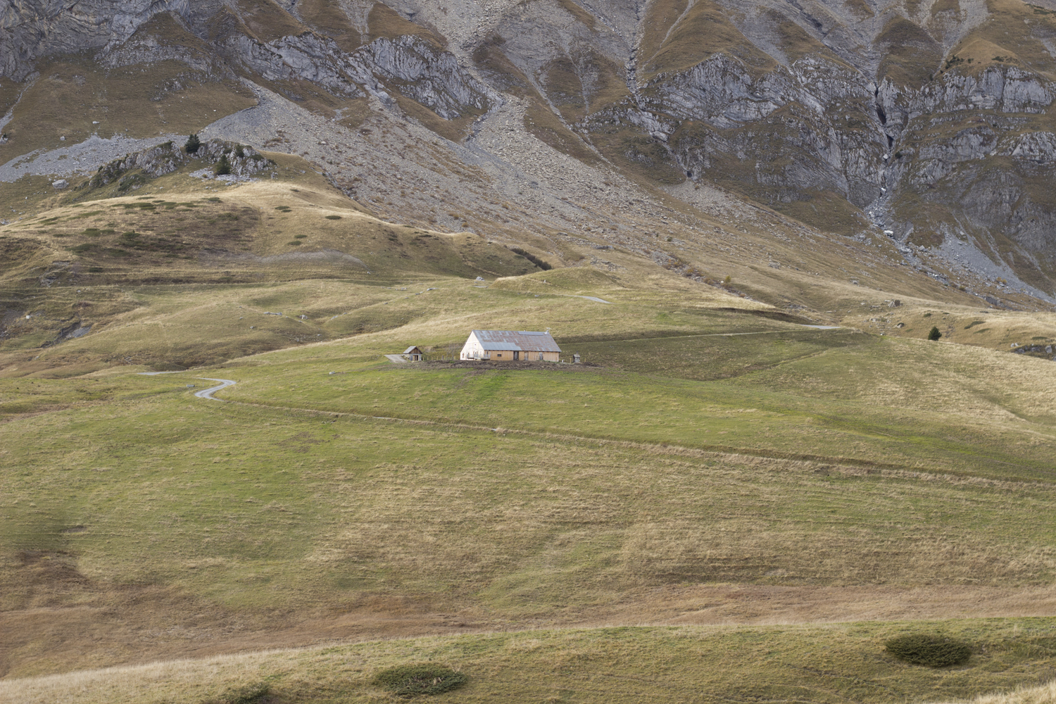 Col des Aravis - Alpes - www.paperboat.fr