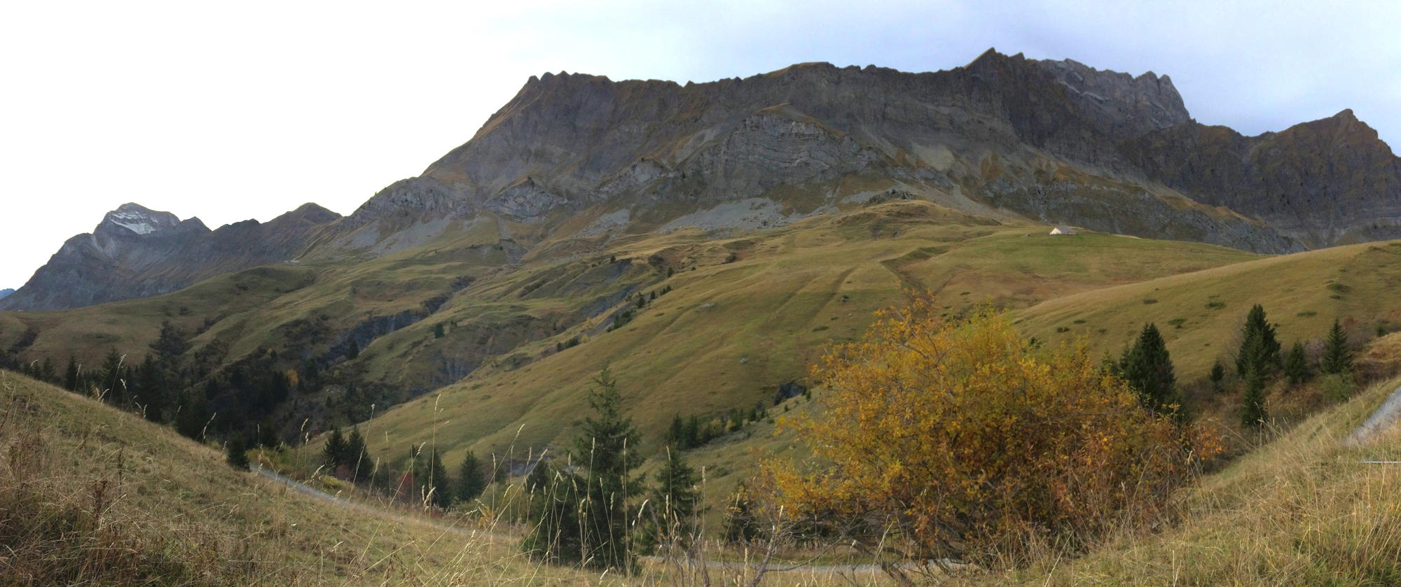 Col des Aravis - Alpes - www.paperboat.fr