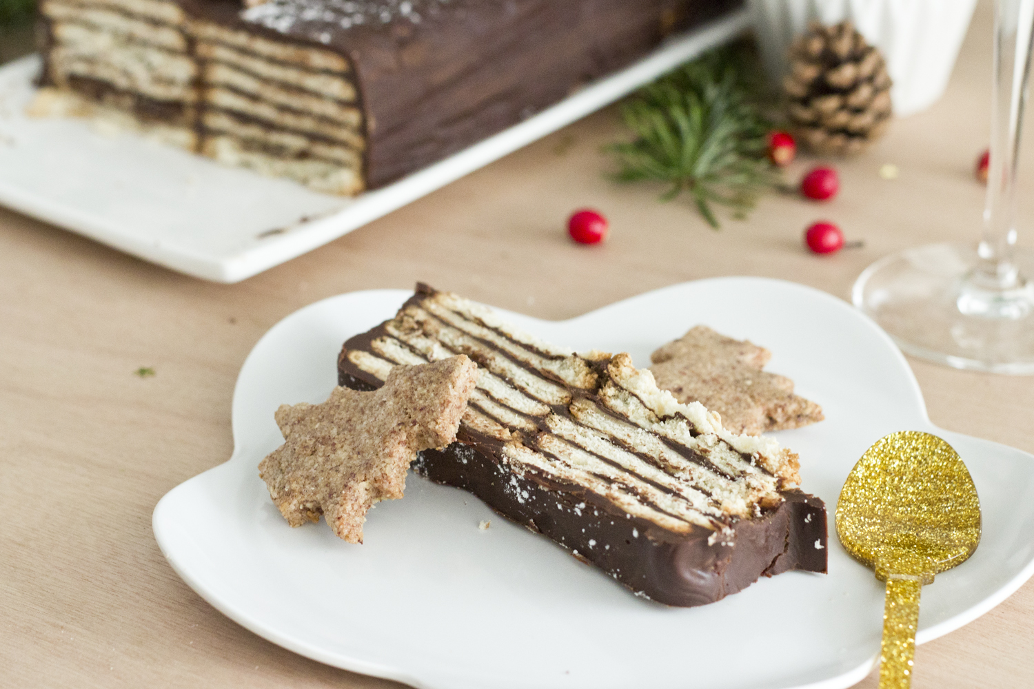 Bûche de noël aux petits beurres - www.paperboat.fr