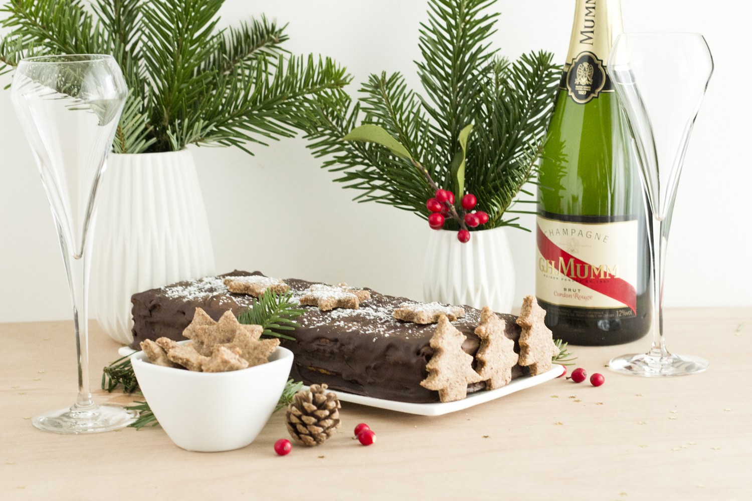 Bûche de noël aux petits beurres - www.paperboat.fr