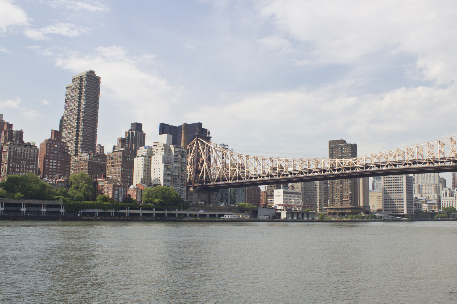 New York Mai 2014 - Roosevelt island - www.paperboat.fr
