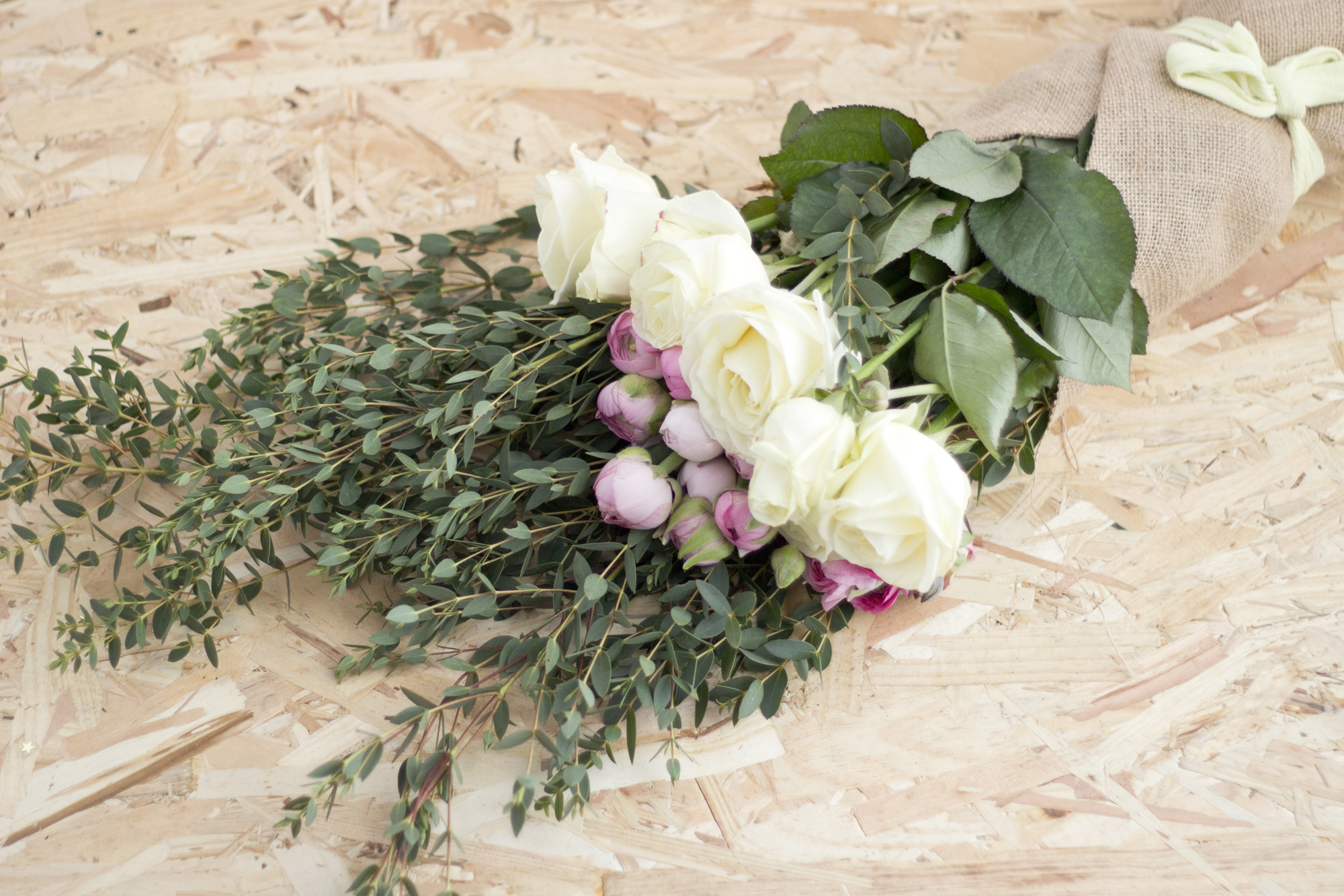 Bloom's - Livraison de fleurs pour le printemps - www.paperboat.fr