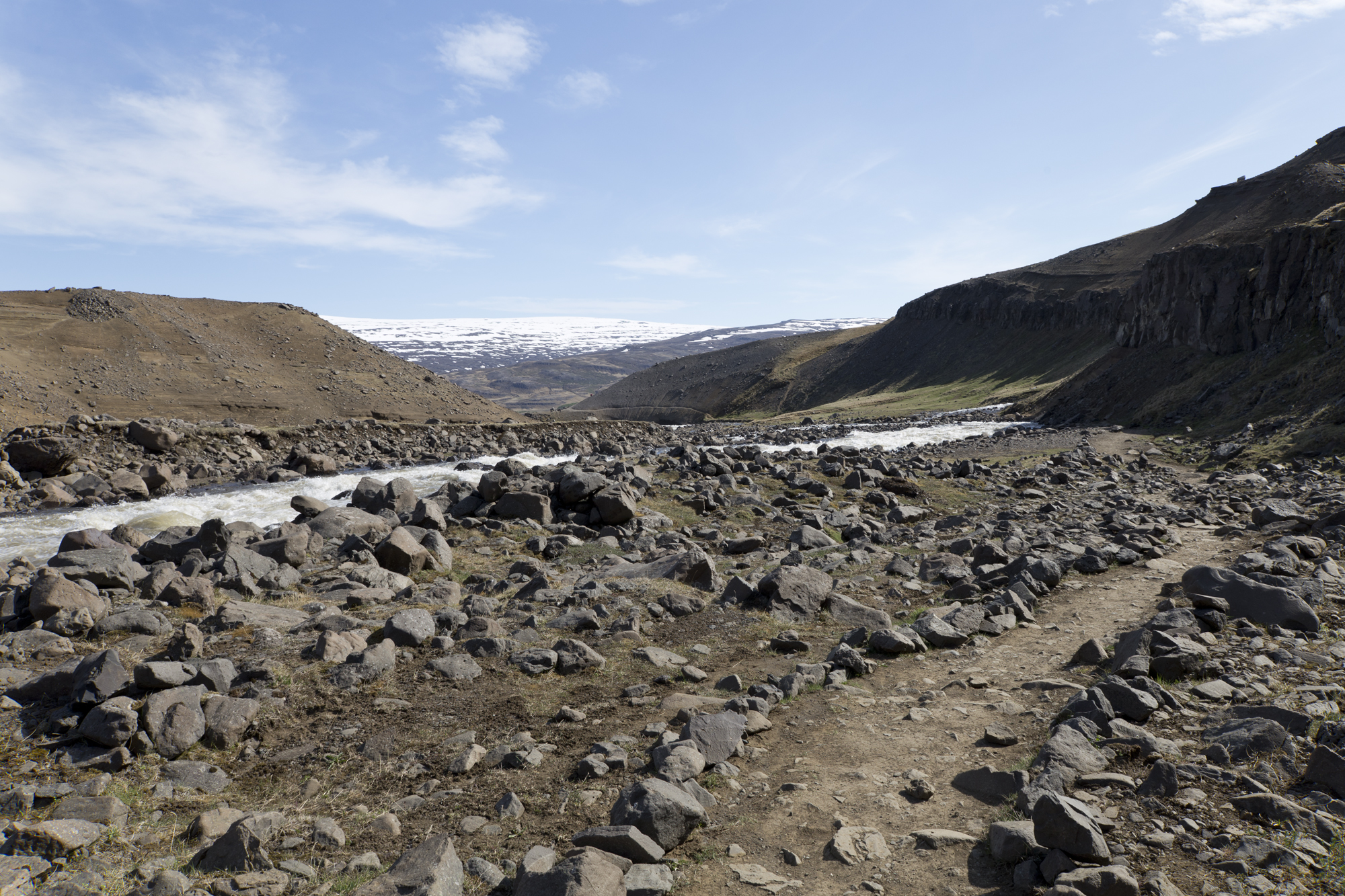 Road Trip Islande - Hengifoss - www.paperboat.fr