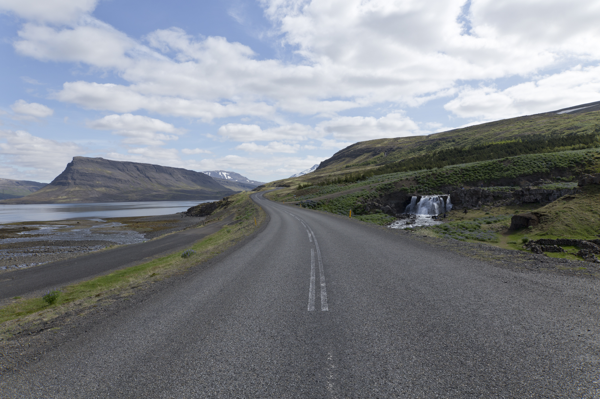 Road Trip Islande - Hvalfjodur - www.paperboat.fr