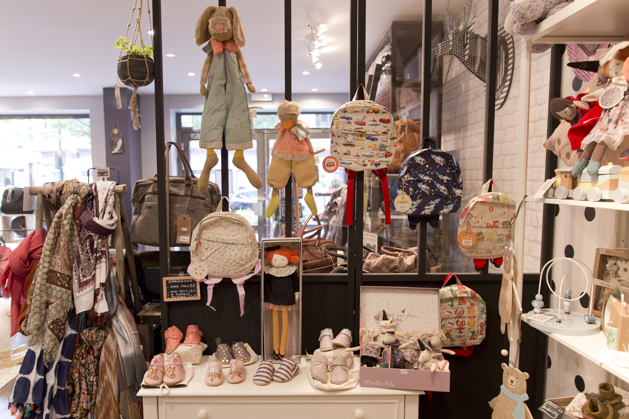 Boutique Rose - City Guide Annecy - www.paperboat.fr