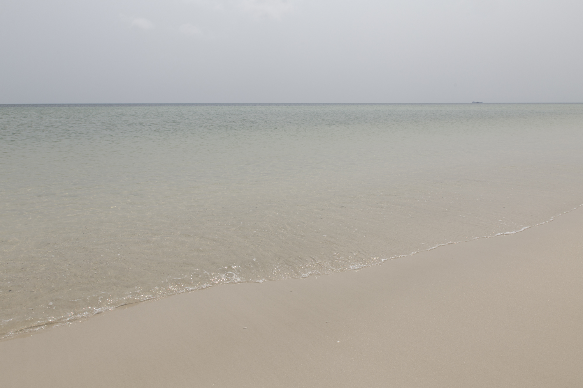 Gabon - Port-gentil - www.paperboat.fr