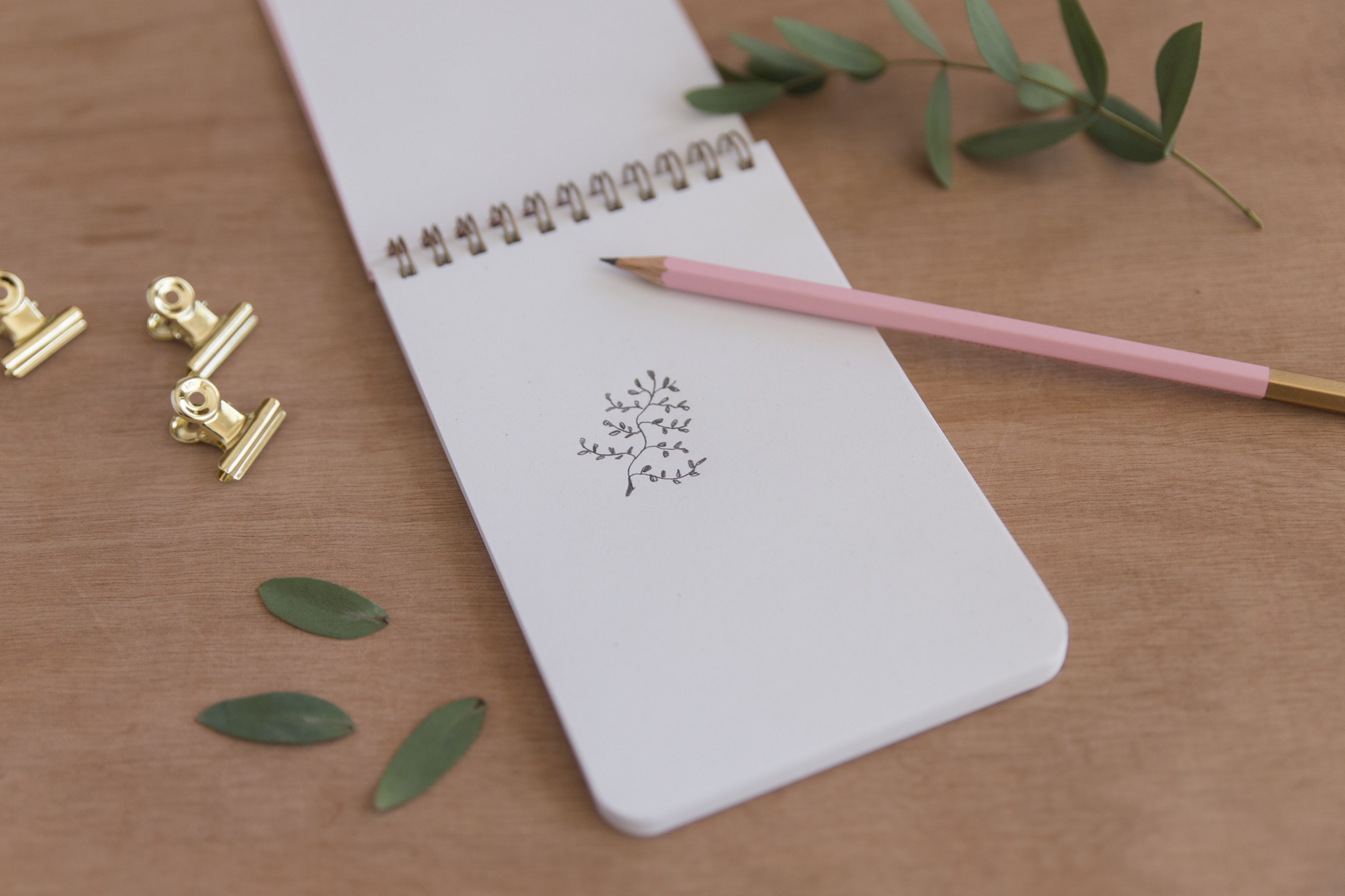 Les éditions du Paon - www.paperboat.fr