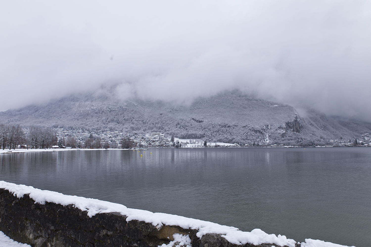 La neige à Annecy - www.paperboat.fr