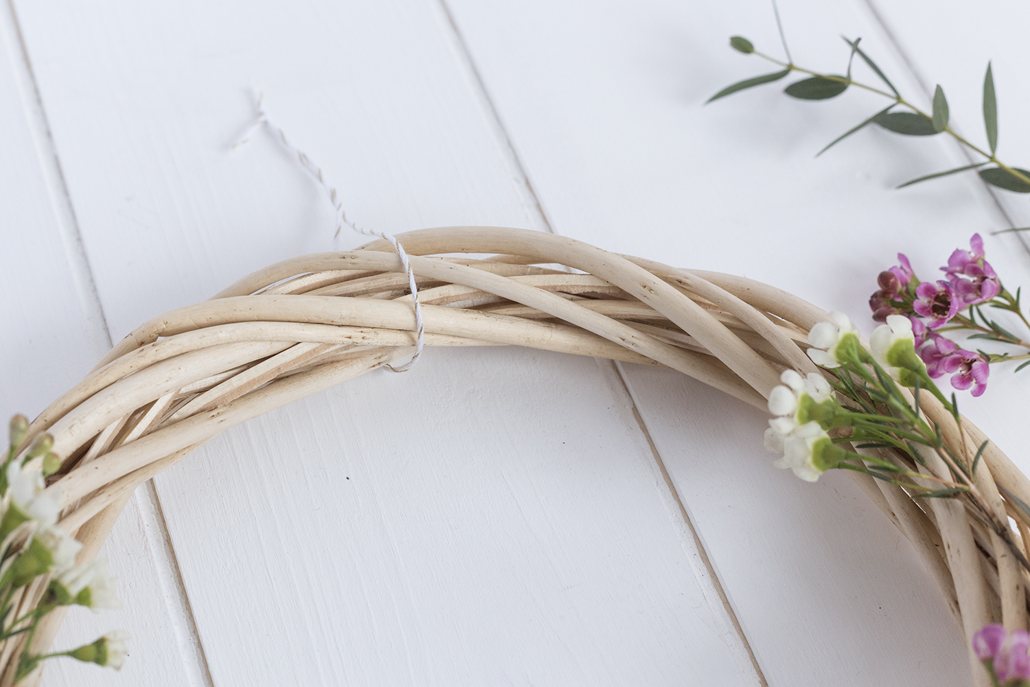DIY Couronne fleurie - www.paperboat.fr