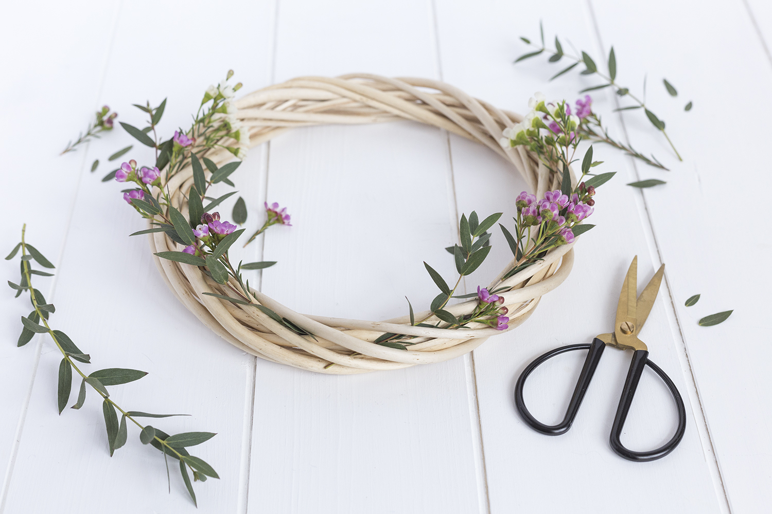 DIY Couronne fleurie - www.paperboat.fr