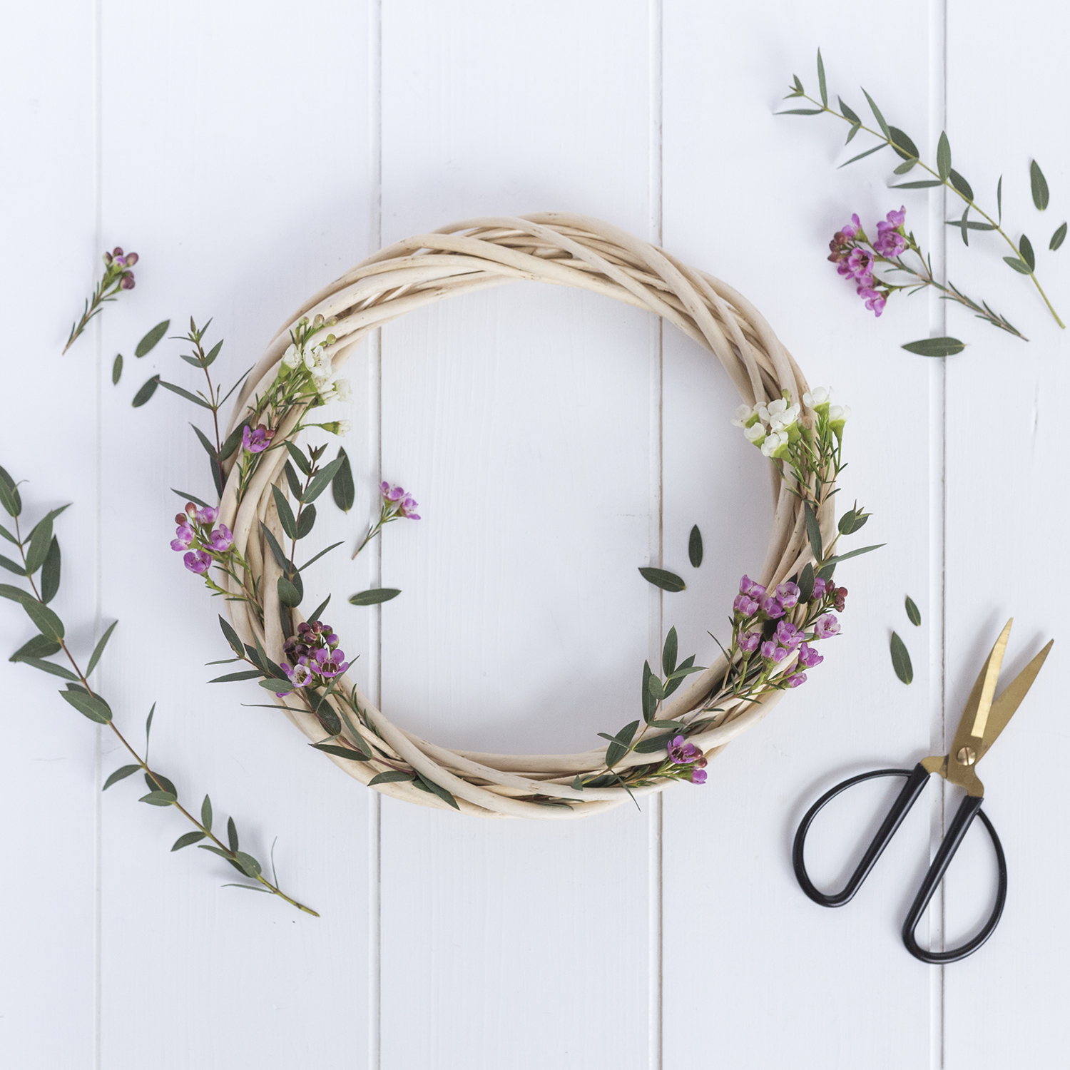 DIY Couronne fleurie - www.paperboat.fr