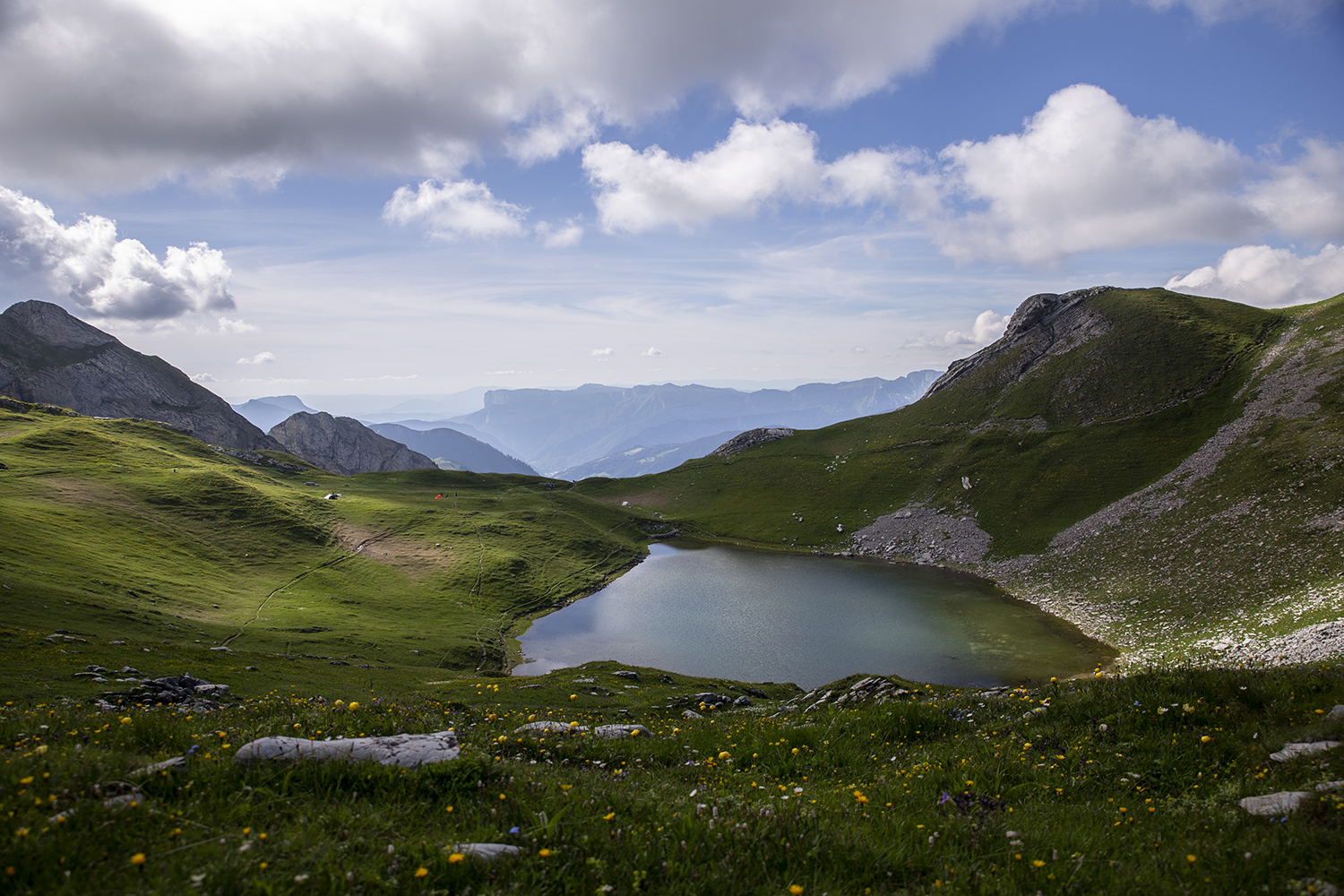Bivouac Lac du Mont Charvin - www.paperboat.fr