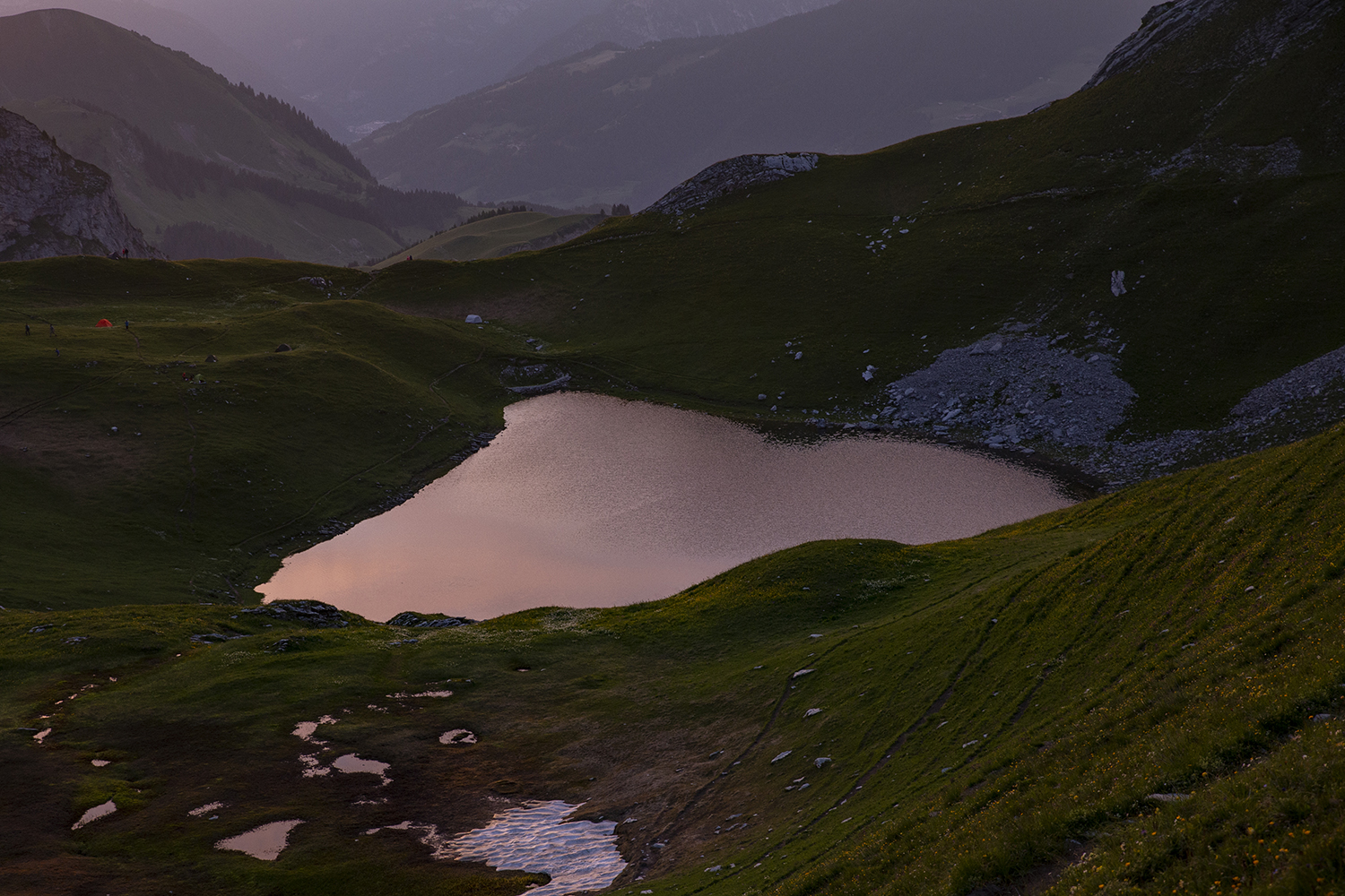 Bivouac Lac du Mont Charvin - www.paperboat.fr