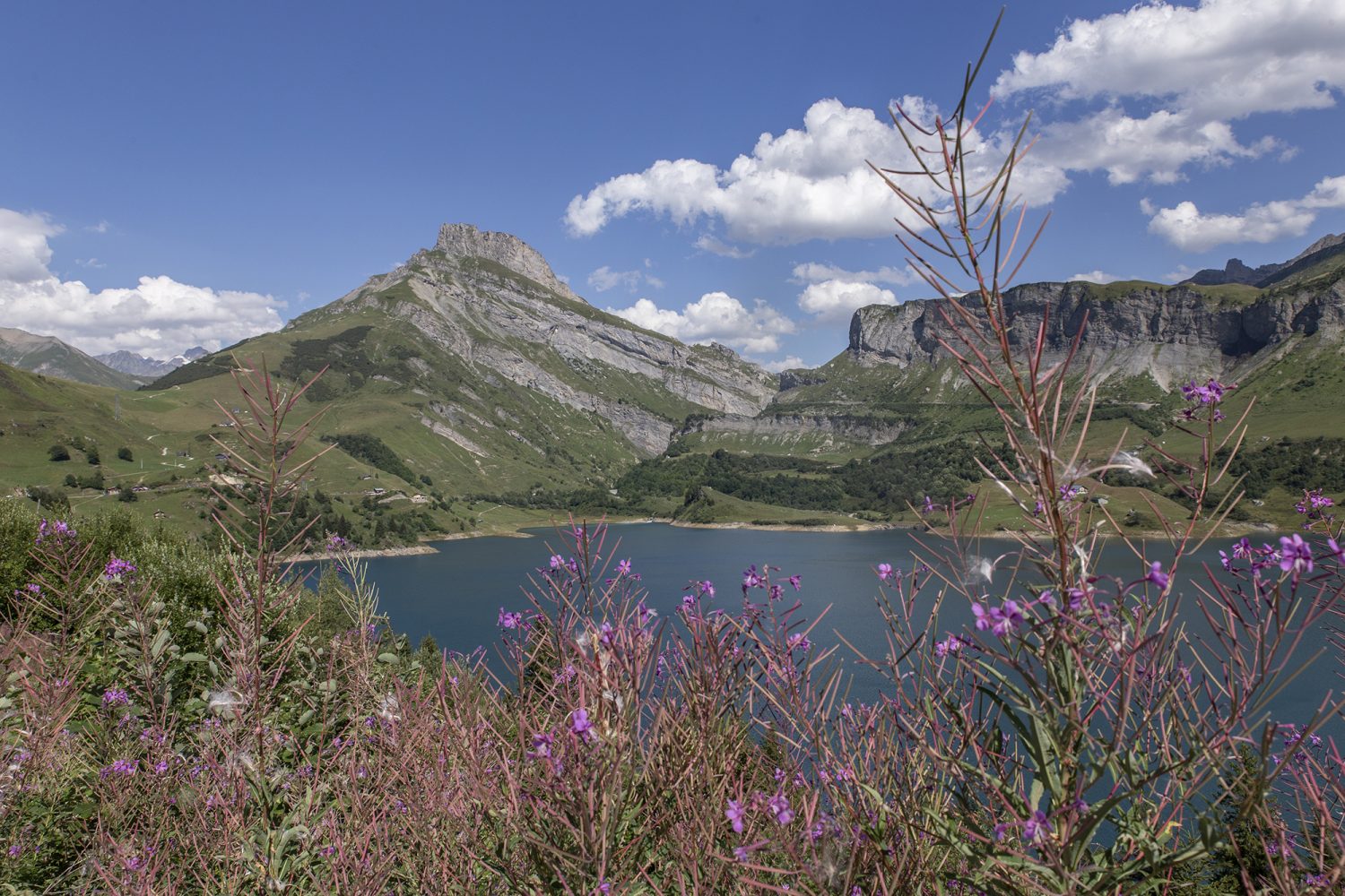 Roc des vents - Lac de Roselend - www.paperboat.fr