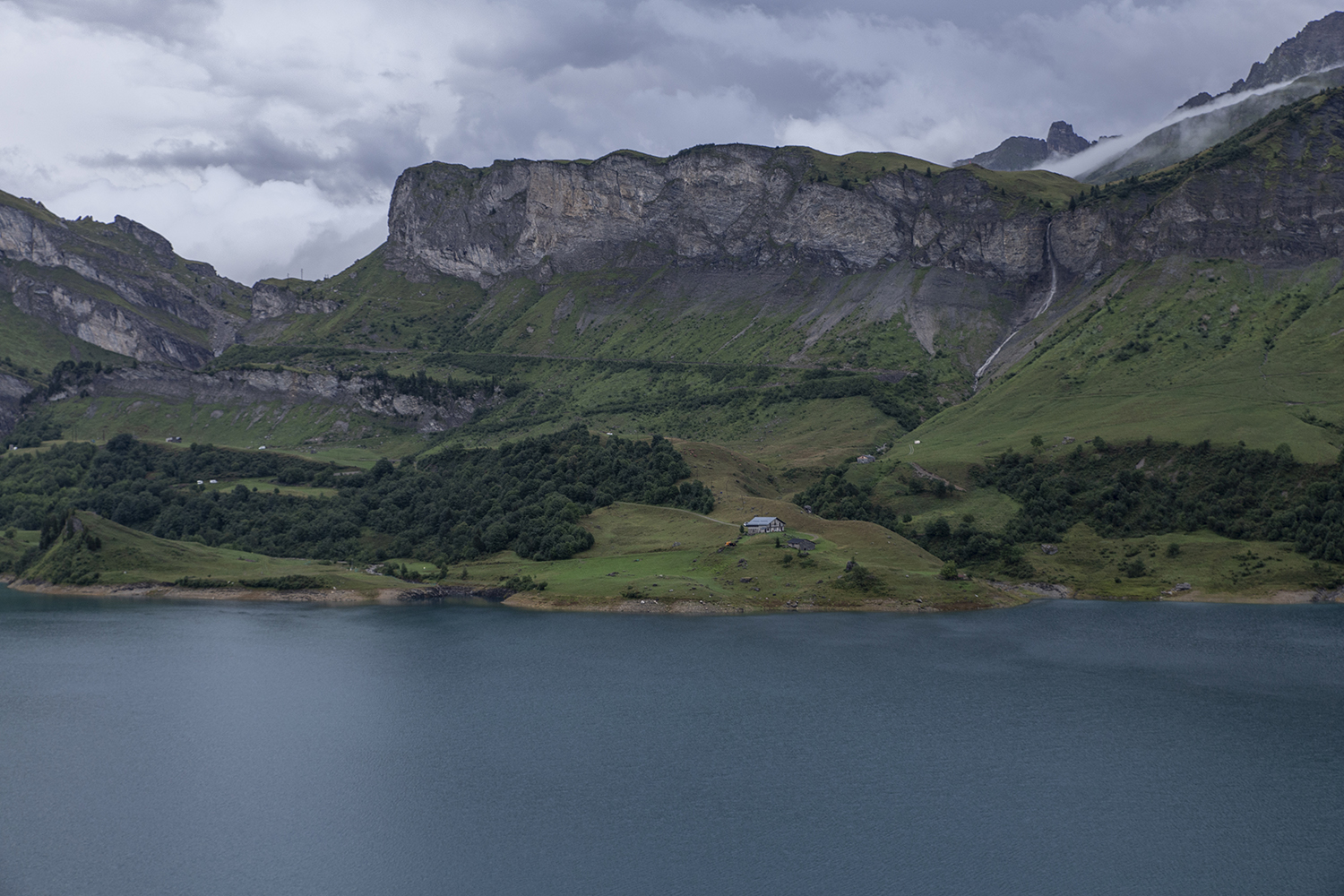 Roc des vents - Lac de Roselend - www.paperboat.fr