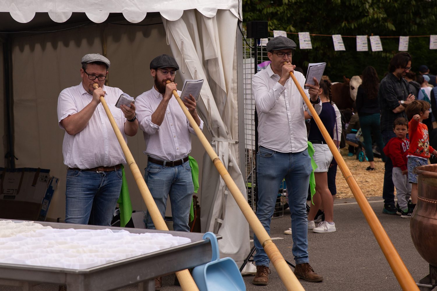 Printemps du Reblochon 2023 - Annecy - www.paperboat.fr
