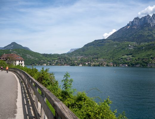 Tour du Lac d'Annecy vélo - www.paperboat.fr