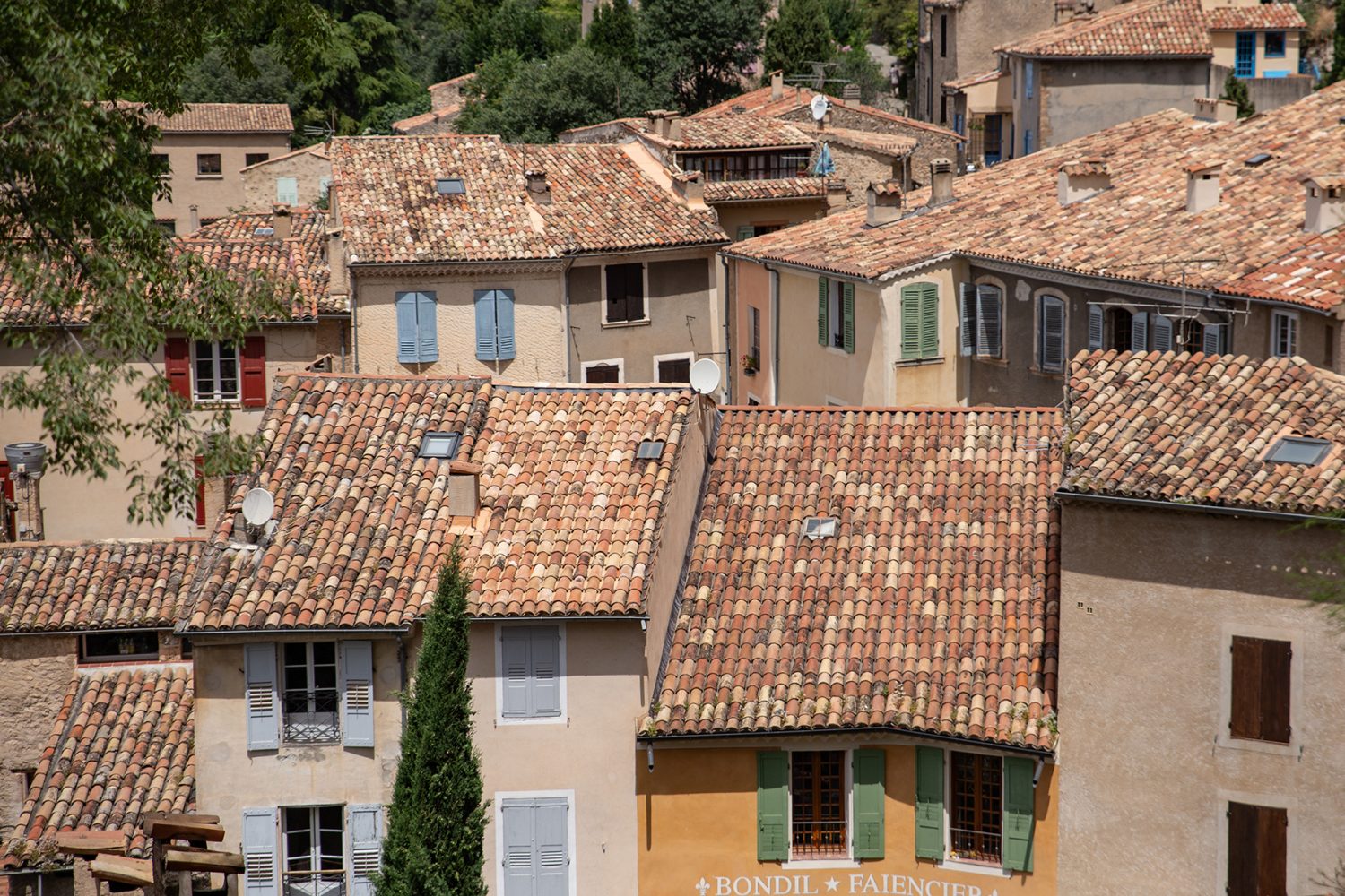 Moustiers-Sainte-Marie - Paperboat.fr