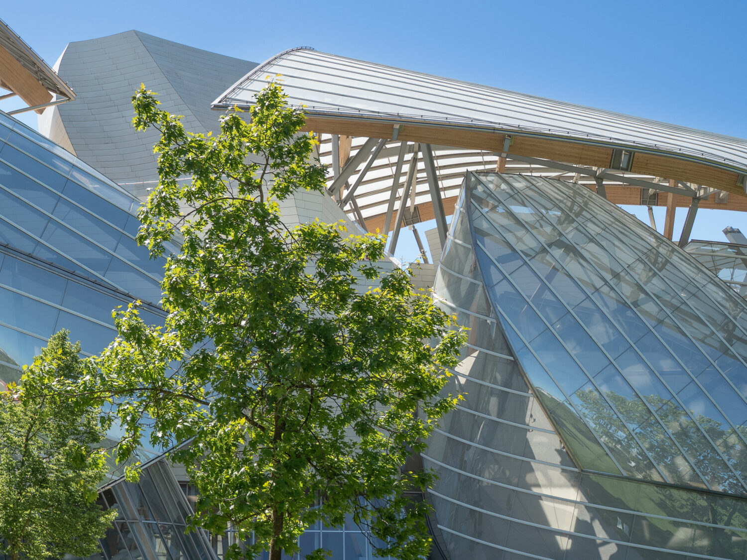 Fondation Louis Vuitton - Exposition Calder - www.paperboat.fr